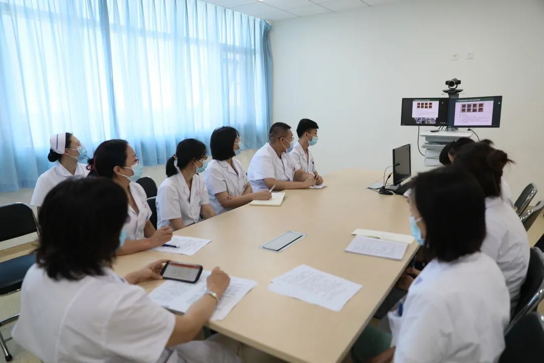 全省首家！中國醫(yī)科大學(xué)附屬第一醫(yī)院專家來“查房”，家門口享國內(nèi)優(yōu)質(zhì)醫(yī)療資源！(圖4)